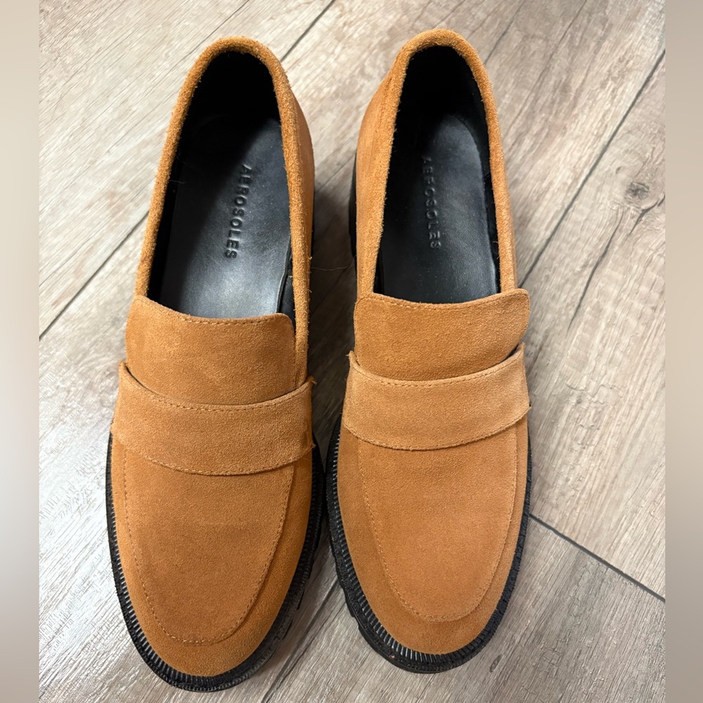 AEROSOLES Tan Suede Loafers with Lug Sole